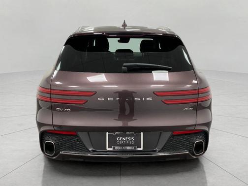 2023 Genesis GV70 2.5T