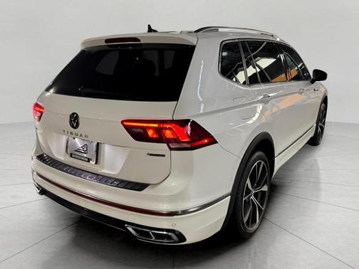 2022 Volkswagen Tiguan 2.0T SEL R-Line