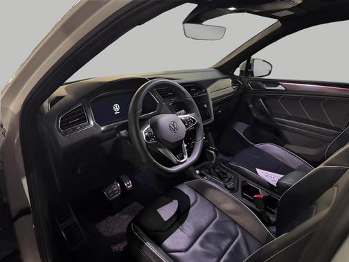 2022 Volkswagen Tiguan 2.0T SEL R-Line
