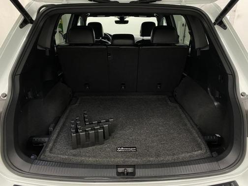 2022 Volkswagen Tiguan 2.0T SEL R-Line