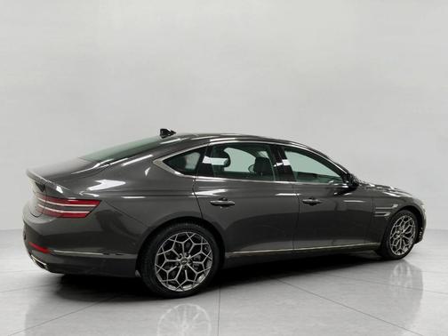 2023 Genesis G80 2.5T