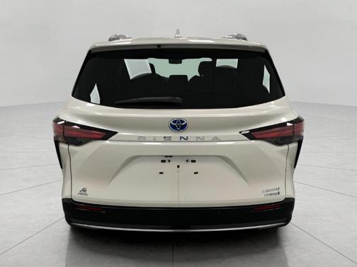 2021 Toyota Sienna Limited