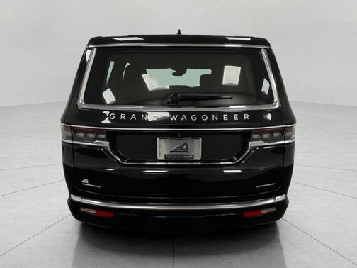 2023 Jeep Grand Wagoneer Series II