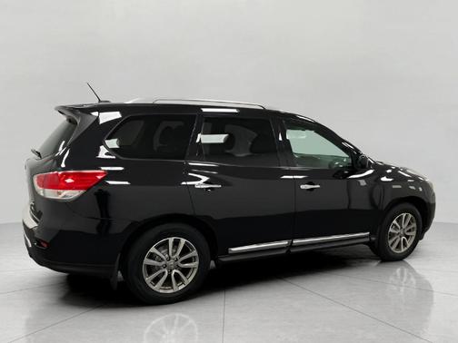 2015 Nissan Pathfinder SL