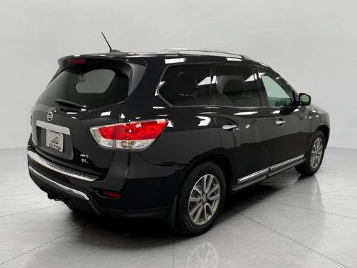 2015 Nissan Pathfinder SL