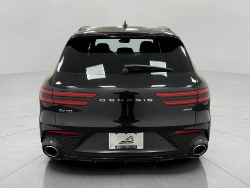 2024 Genesis GV70 2.5T