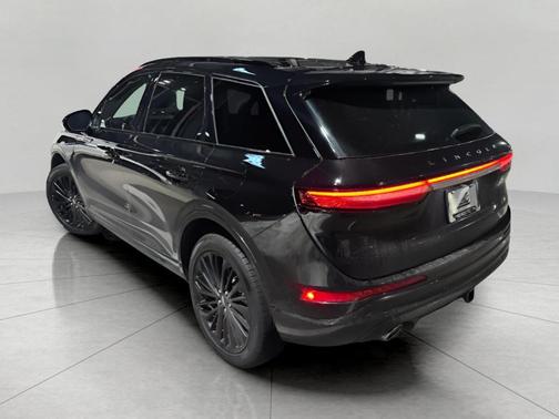 2025 Lincoln Corsair Reserve