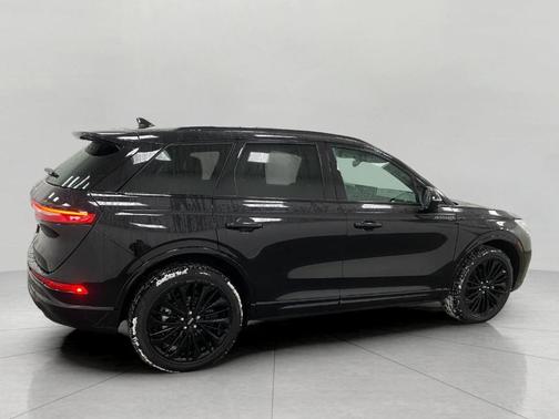 2025 Lincoln Corsair Reserve