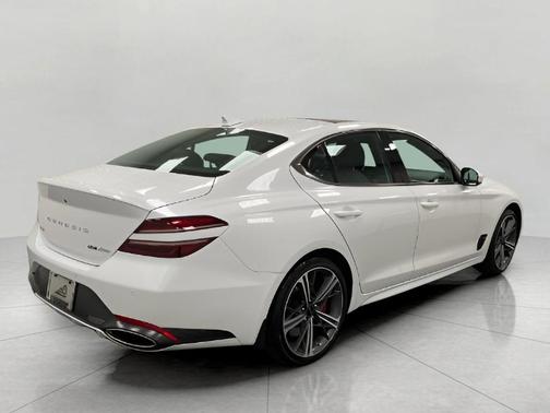 2025 Genesis G70 3.3T Sport Advanced