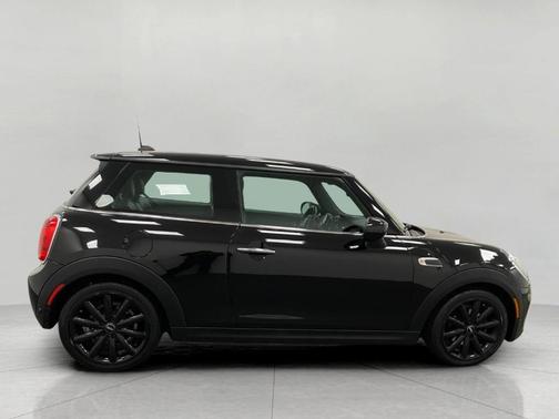 2021 MINI Hardtop Cooper