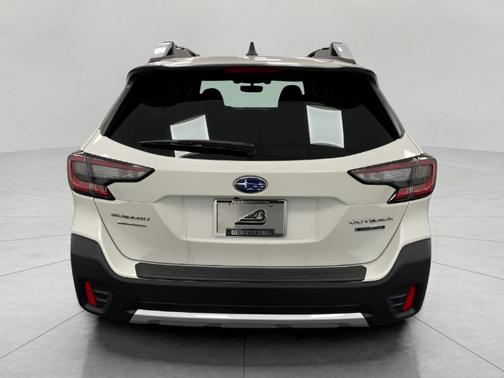 2022 Subaru Outback Touring