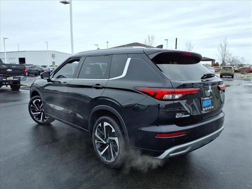 2022 Mitsubishi Outlander SEL