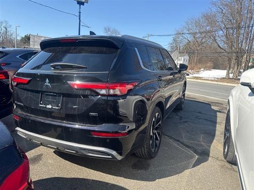 2022 Mitsubishi Outlander SEL