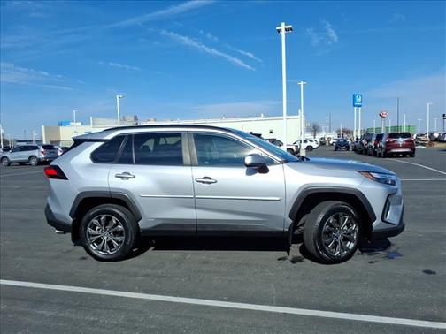 2024 Toyota RAV4 Hybrid XLE Premium