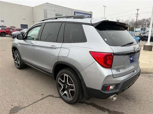 2023 Honda Passport Elite