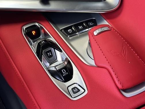 2024 Chevrolet Corvette Stingray w/2LT