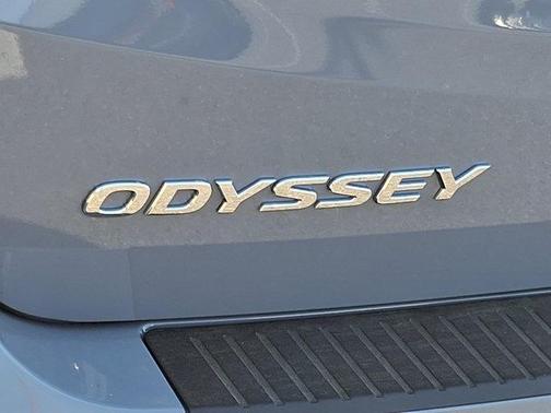 Sonic Gray Pearl 2027 Honda Odyssey SPORT-L