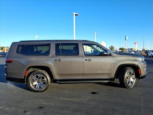 2025 Jeep Wagoneer L Series II