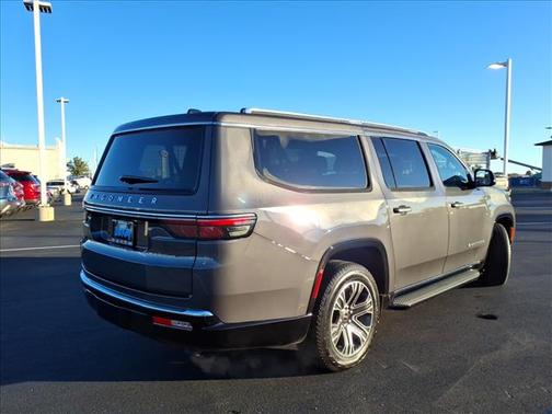 2025 Jeep Wagoneer L Series II