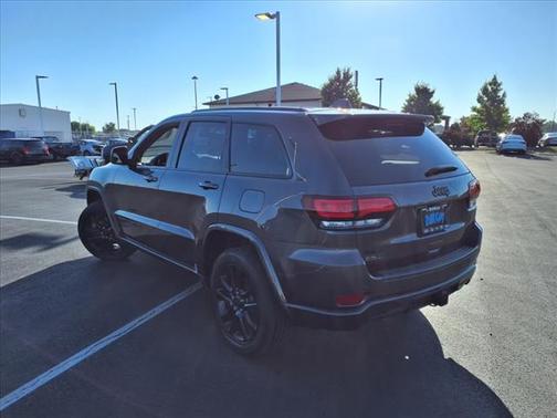 2021 Jeep Grand Cherokee Laredo X