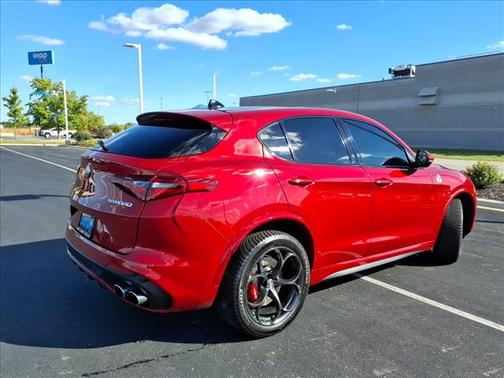 2018 Alfa Romeo Stelvio Quadrifoglio