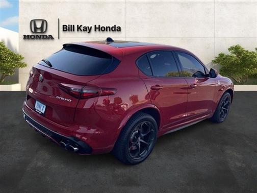 2018 Alfa Romeo Stelvio Quadrifoglio