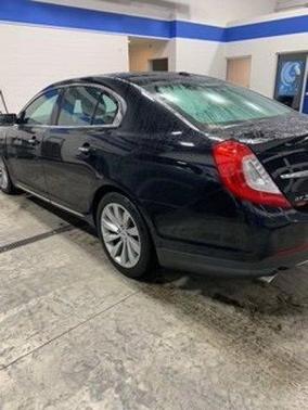 2016 Lincoln MKS Base