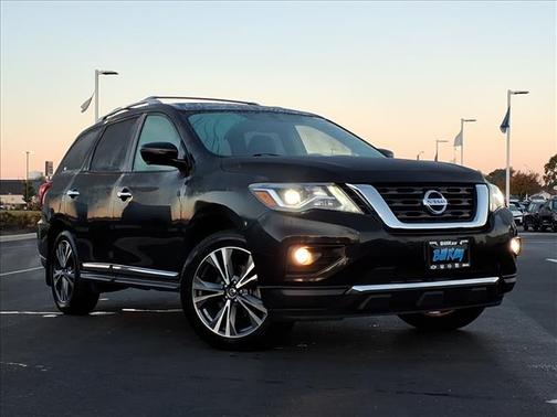 2020 Nissan Pathfinder Platinum