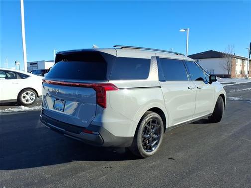 2025 Kia Carnival Hybrid SX