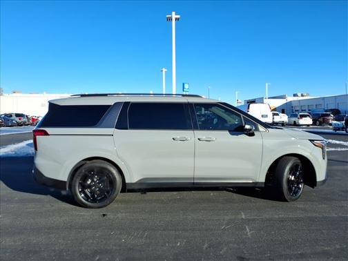 2025 Kia Carnival Hybrid SX