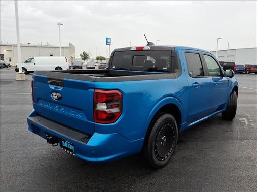 Velocity Blue 2025 Ford Maverick Lobo High