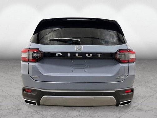 Sonic Gray Pearl 2026 Honda Pilot Elite