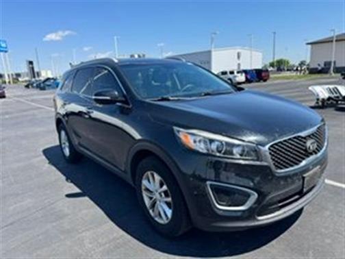 Ebony Black 2017 Kia Sorento LX