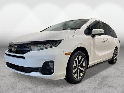 Platinum White Pearl 2026 Honda Odyssey EX-L