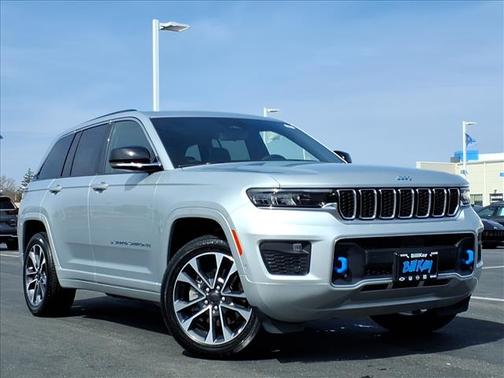 2022 Jeep Grand Cherokee 4xe Overland