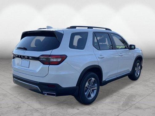 Platinum White Pearl 2026 Honda Pilot EX-L
