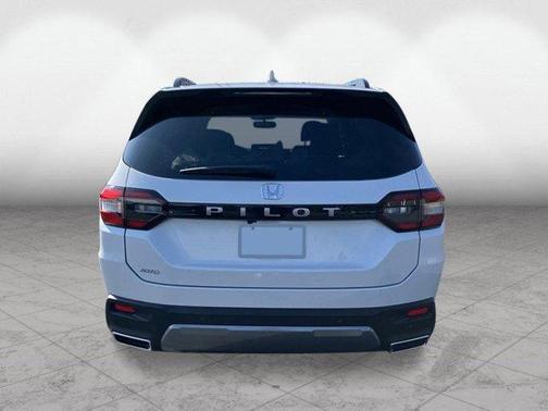 Platinum White Pearl 2026 Honda Pilot EX-L