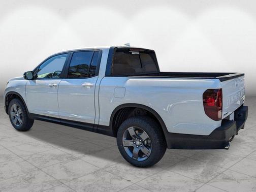 Platinum White Pearl 2026 Honda Ridgeline TrailSport