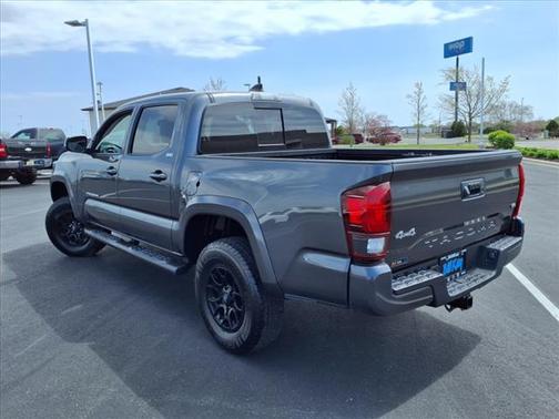 2022 Toyota Tacoma SR5