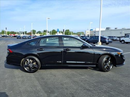 Crystal Black Pearl 2025 Honda Accord Hybrid Sport-L