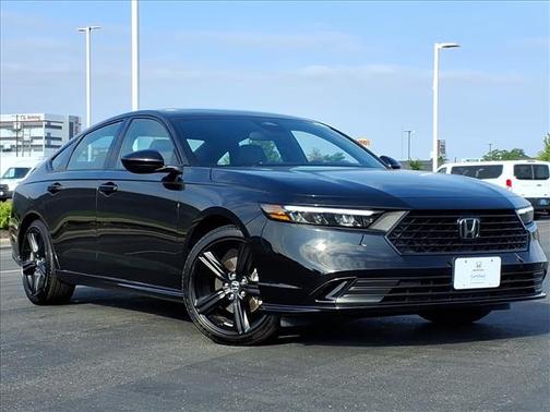 Crystal Black Pearl 2025 Honda Accord Hybrid Sport-L