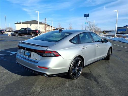 2023 Honda Accord Hybrid Sport-L