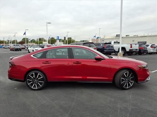 2025 Honda Accord Hybrid Touring