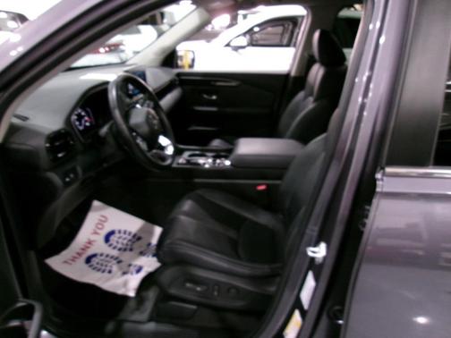 Modern Steel Metallic 2025 Honda Pilot EX-L