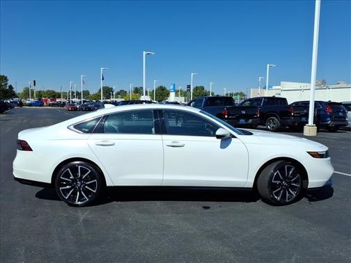 2023 Honda Accord Hybrid Touring