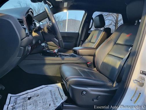 White Knuckle Clearcoat 2023 Dodge Durango R/T