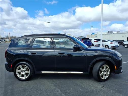 2025 MINI Countryman S