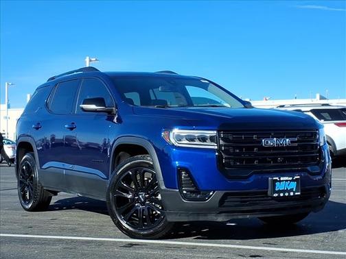 2023 GMC Acadia SLT