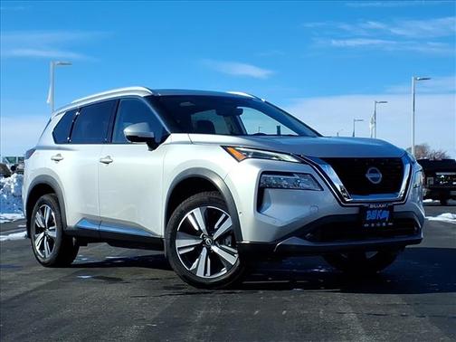 2022 Nissan Rogue SL