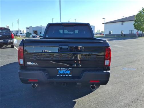 Crystal Black Pearl 2025 Honda Ridgeline RTL